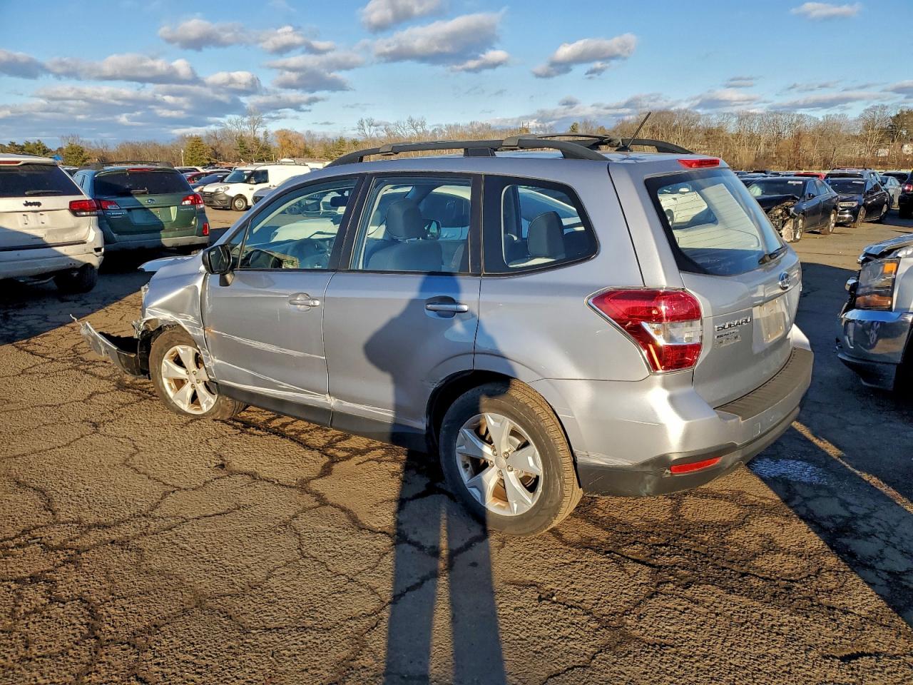 2015 SUBARU FORESTER 2.5I photo 2