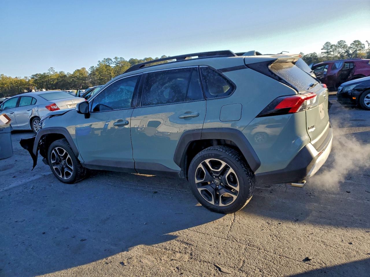 2019 TOYOTA RAV4 ADVENTURE photo 2