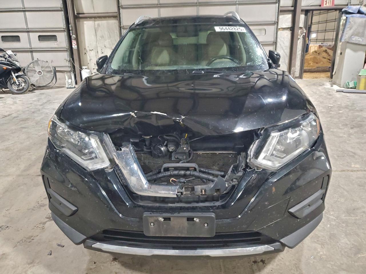 2017 NISSAN ROGUE SV photo 5