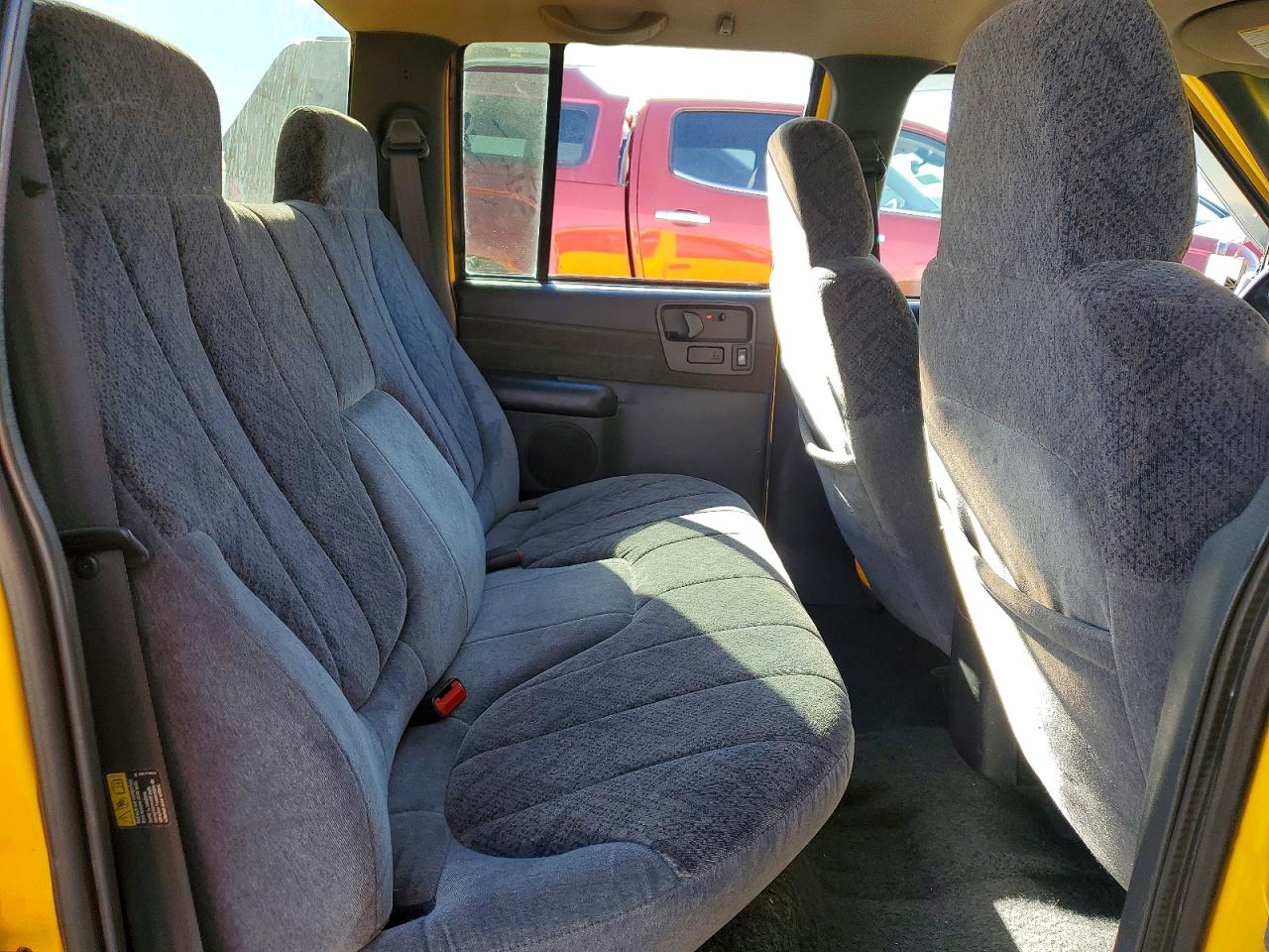 2002 CHEVROLET S TRUCK S10 photo 10