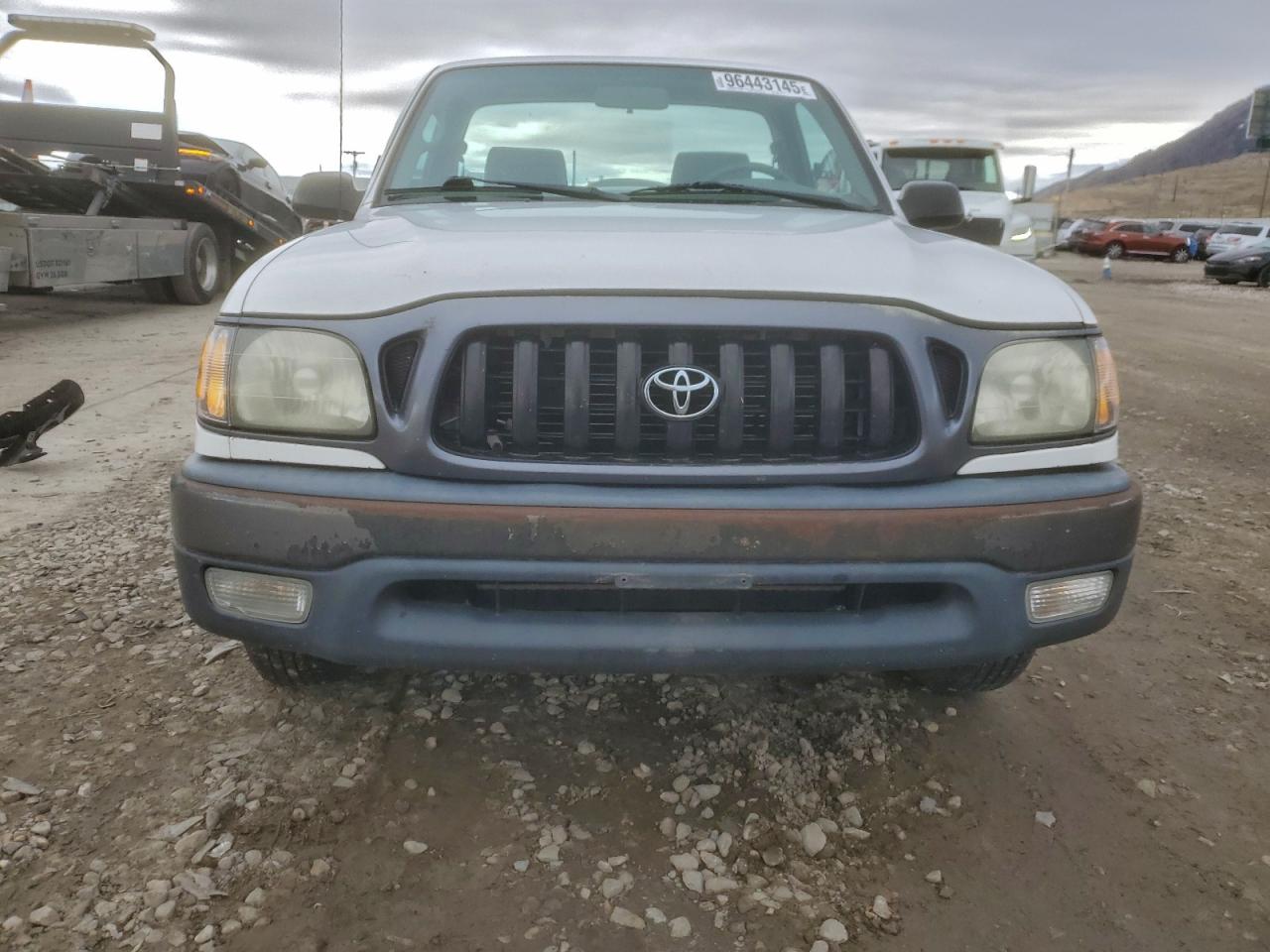 2001 TOYOTA TACOMA photo 5