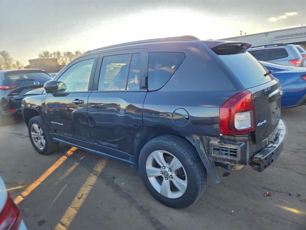 2014 JEEP COMPASS LATITUDE photo 2