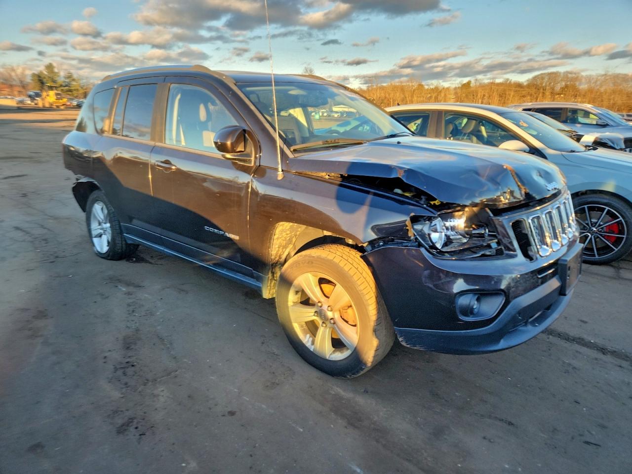 2014 JEEP COMPASS LATITUDE photo 4