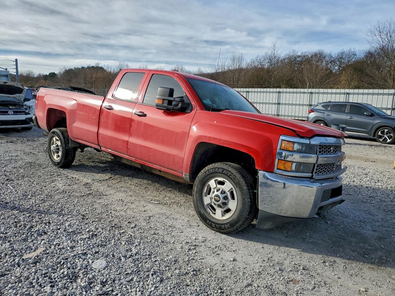 2019 CHEVROLET SILVERADO K2500 HEAVY DUTY photo 4