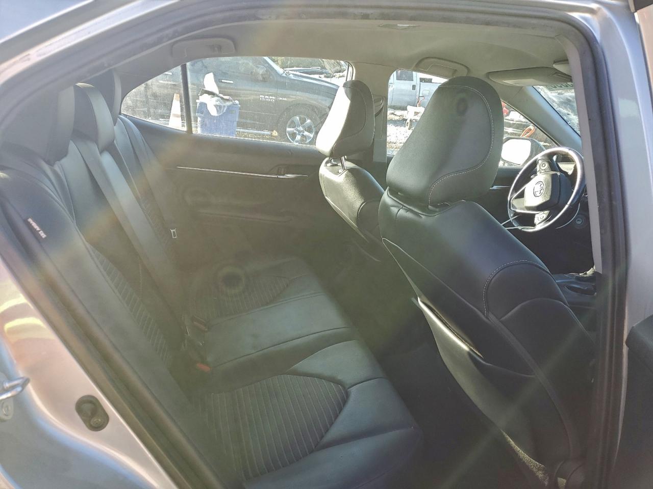 2021 TOYOTA CAMRY photo 10
