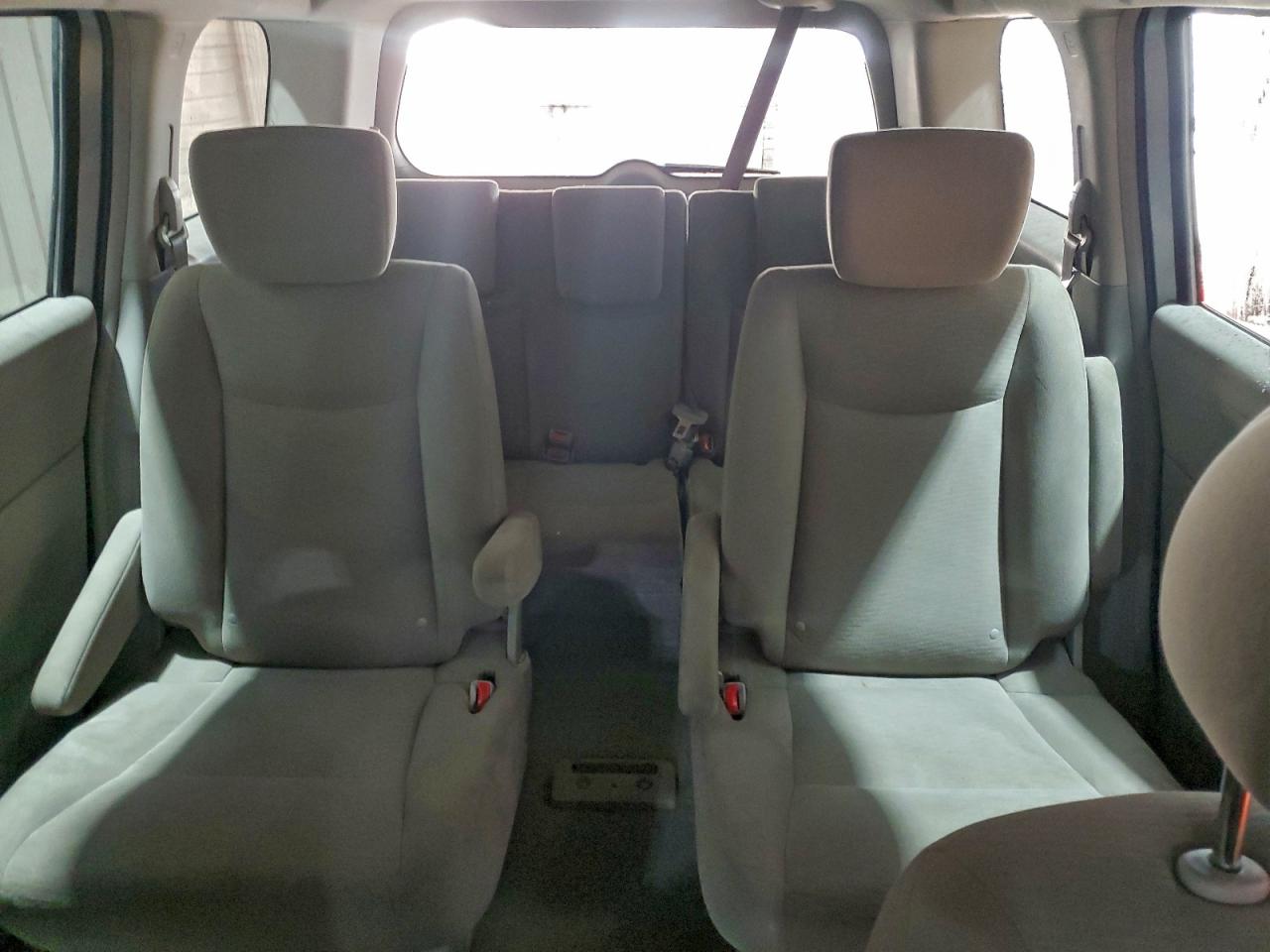 2013 NISSAN QUEST S photo 10