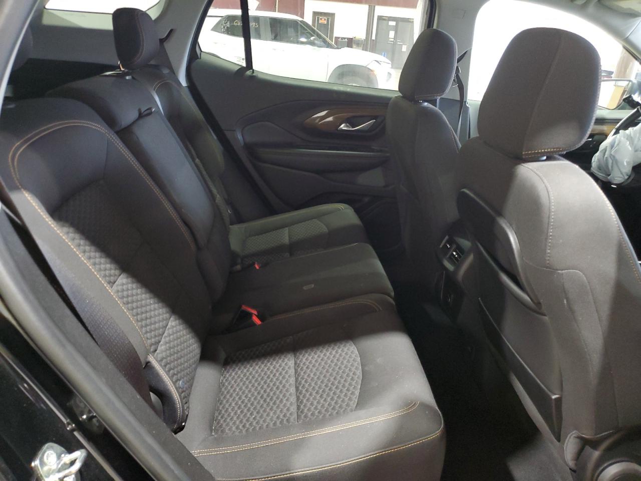 2018 GMC TERRAIN SLE photo 11