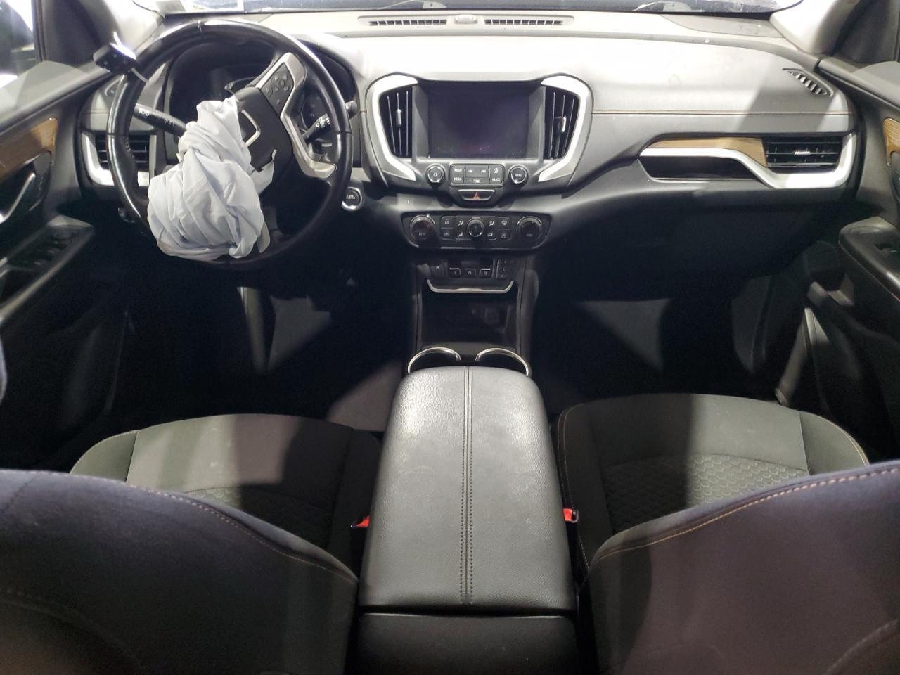 2018 GMC TERRAIN SLE photo 8