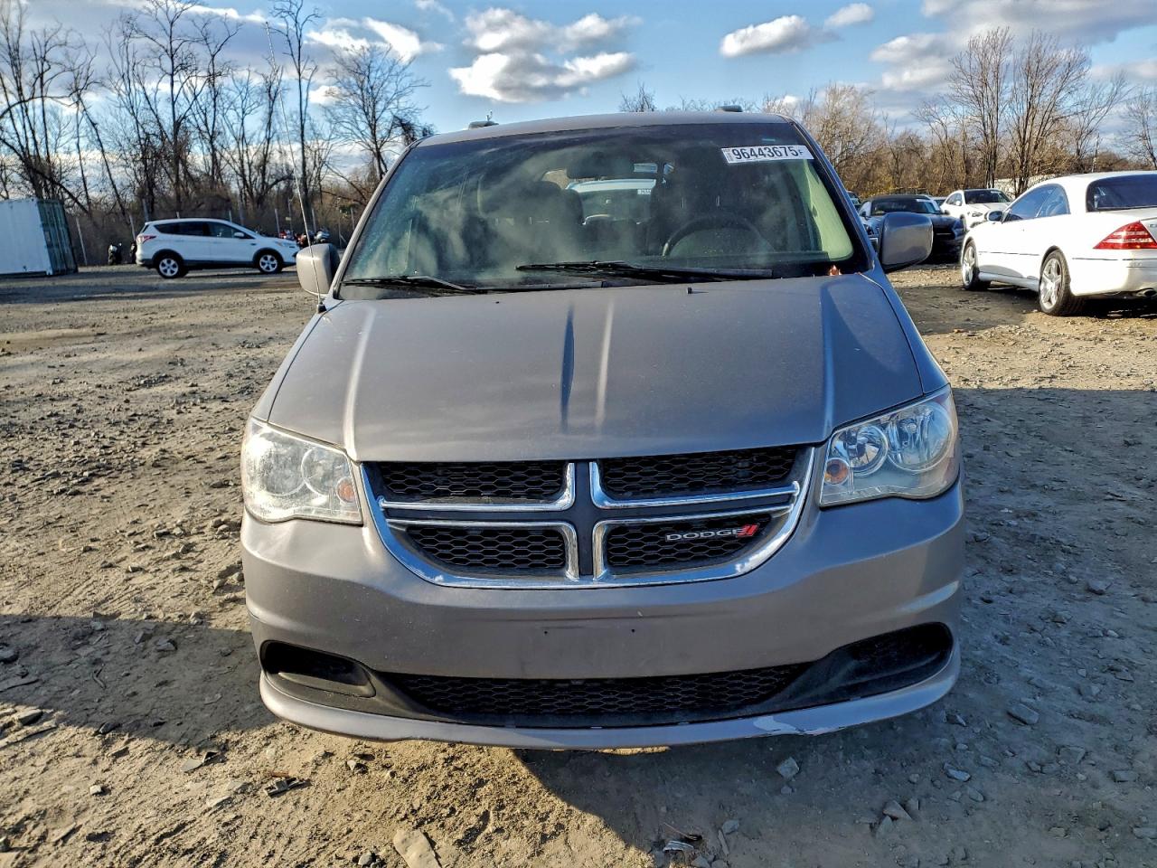 2013 DODGE GRAND CARAVAN SXT photo 5