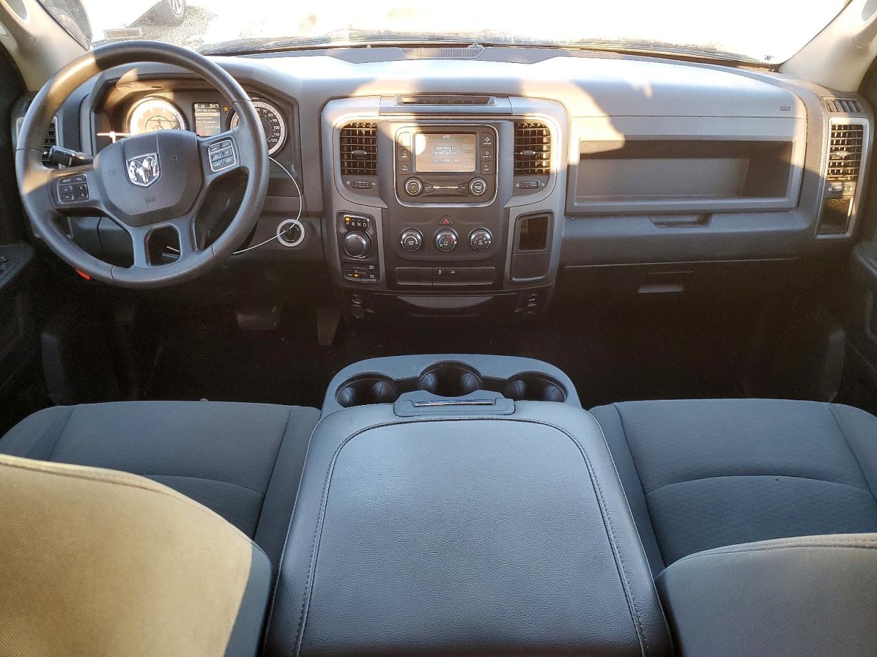 2018 RAM 1500 ST photo 8