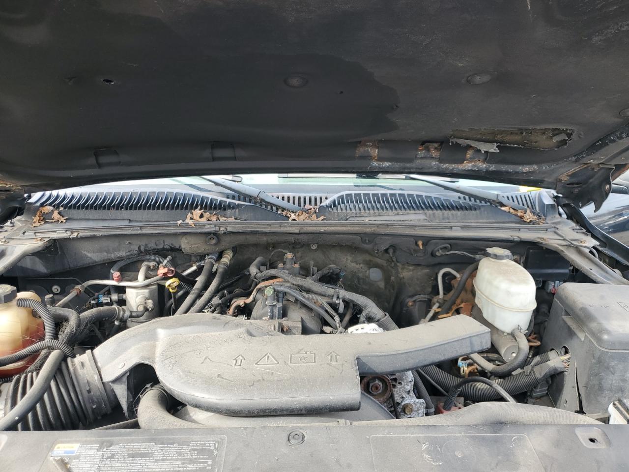 2004 GMC YUKON photo 12