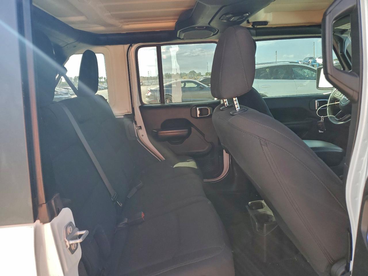2018 JEEP WRANGLER UNLIMITED SPORT photo 11
