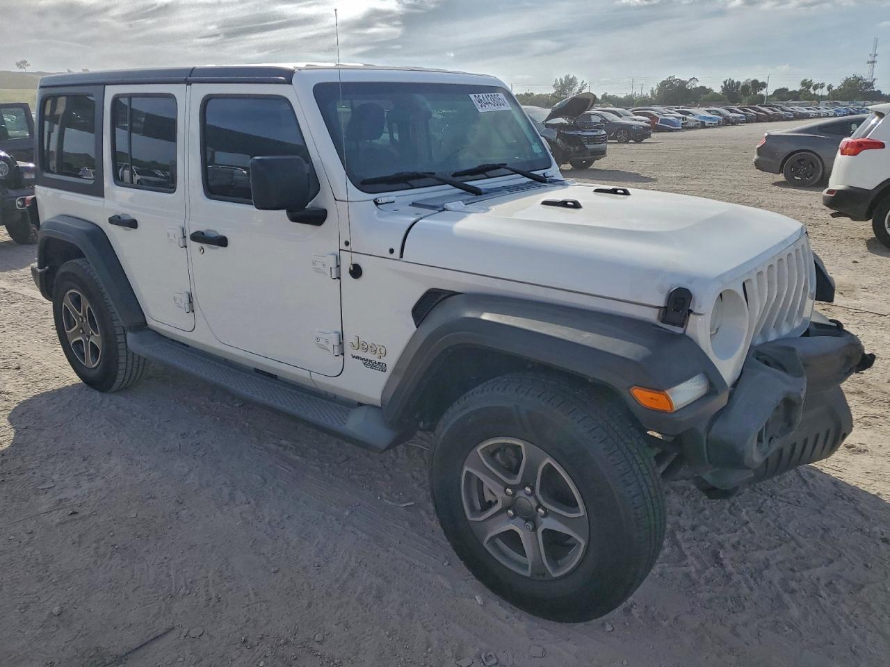 2018 JEEP WRANGLER UNLIMITED SPORT photo 4
