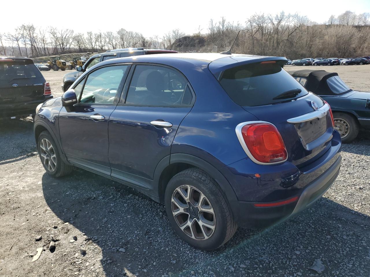 2017 FIAT 500X TREKKING photo 2