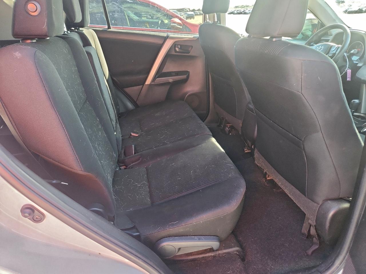 2016 TOYOTA RAV4 LE photo 11