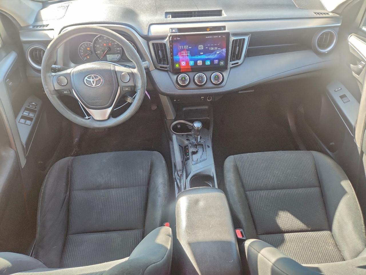 2016 TOYOTA RAV4 LE photo 8