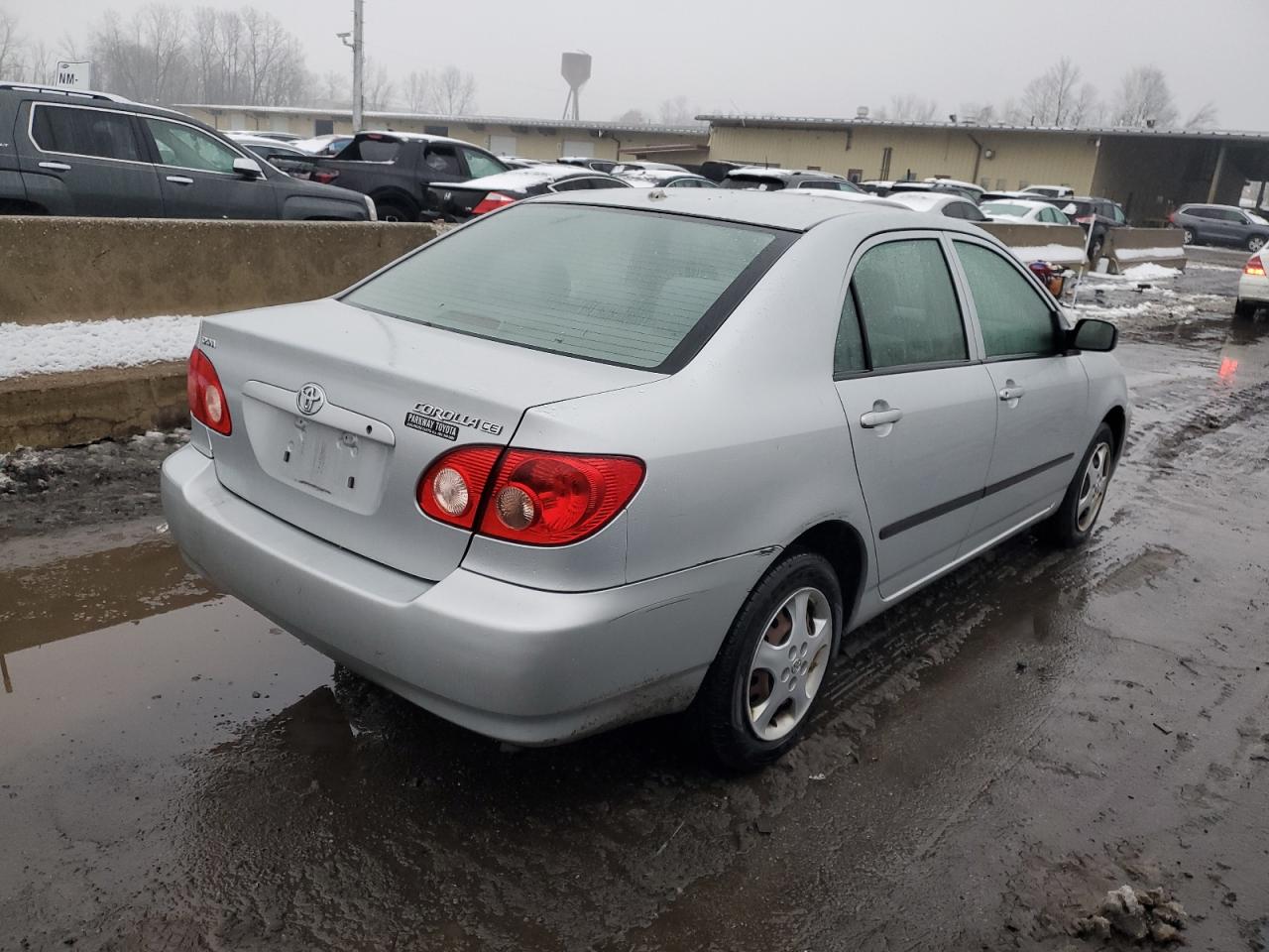 2006 TOYOTA COROLLA CE photo 3