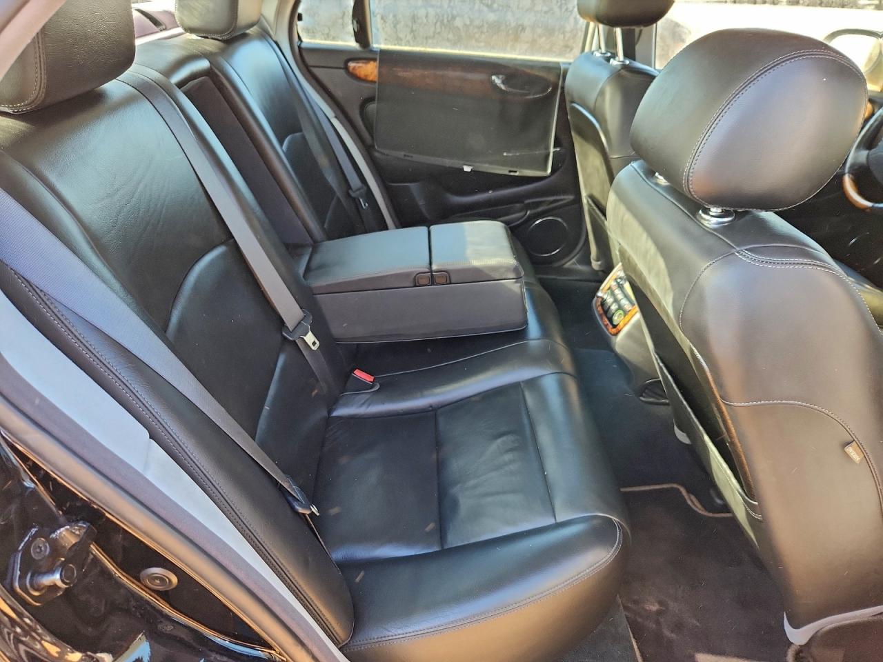 2005 JAGUAR XJR photo 10