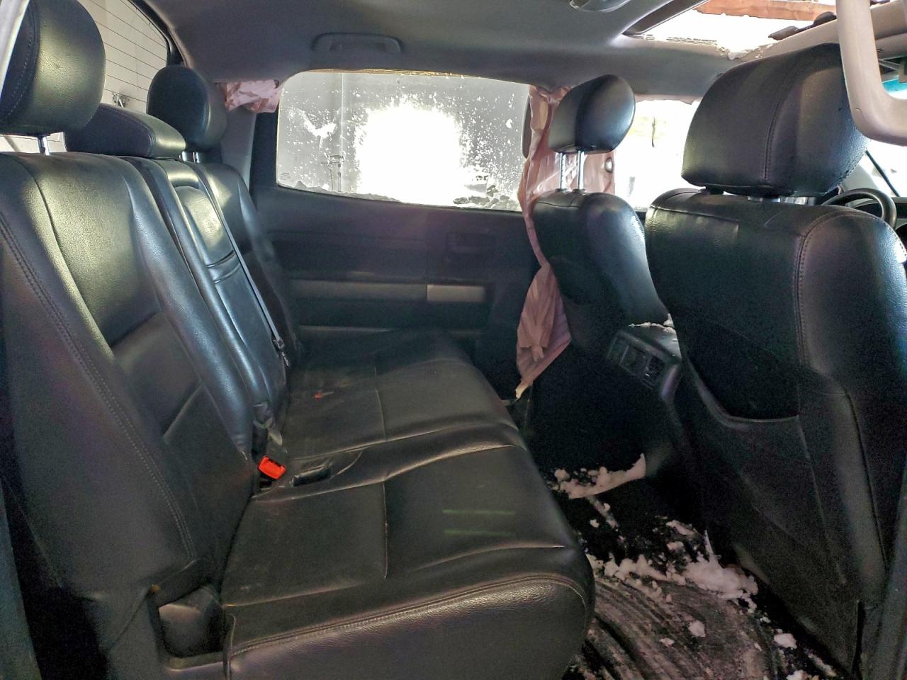 2011 TOYOTA TUNDRA CREWMAX SR5 photo 10