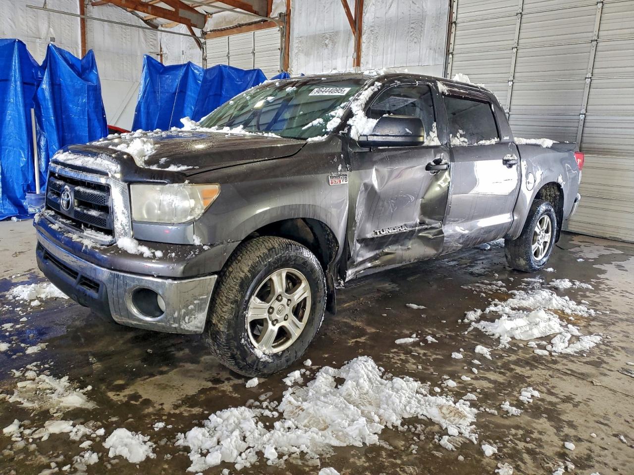 2011 TOYOTA TUNDRA