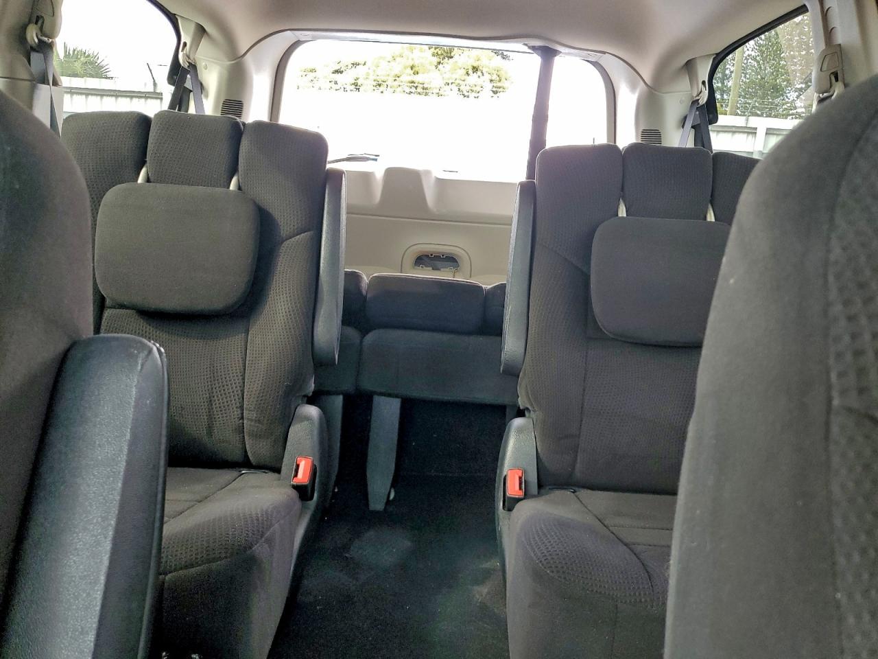 2012 DODGE GRAND CARAVAN SE photo 10