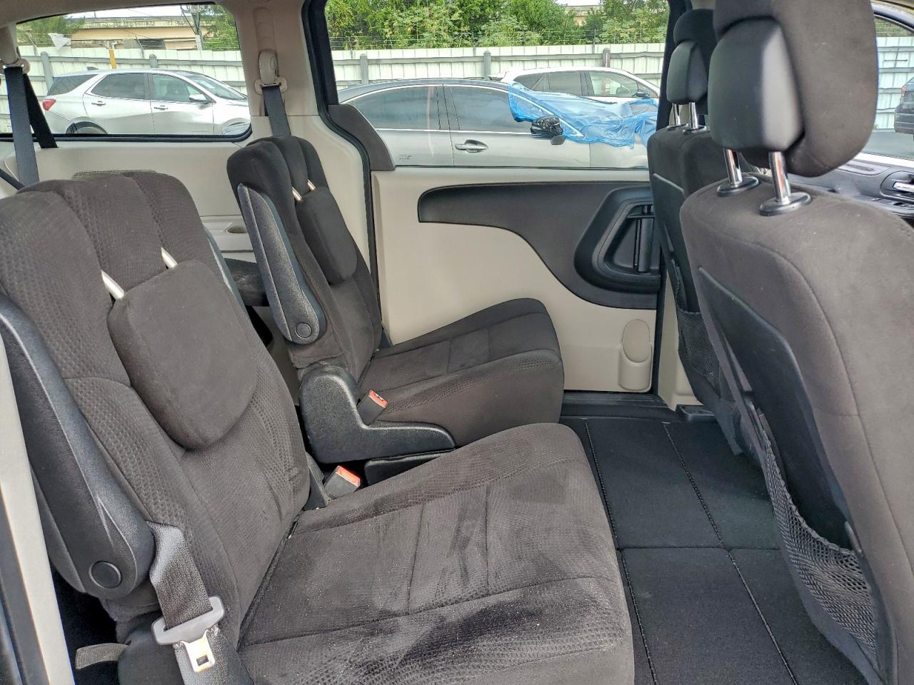 2012 DODGE GRAND CARAVAN SE photo 11