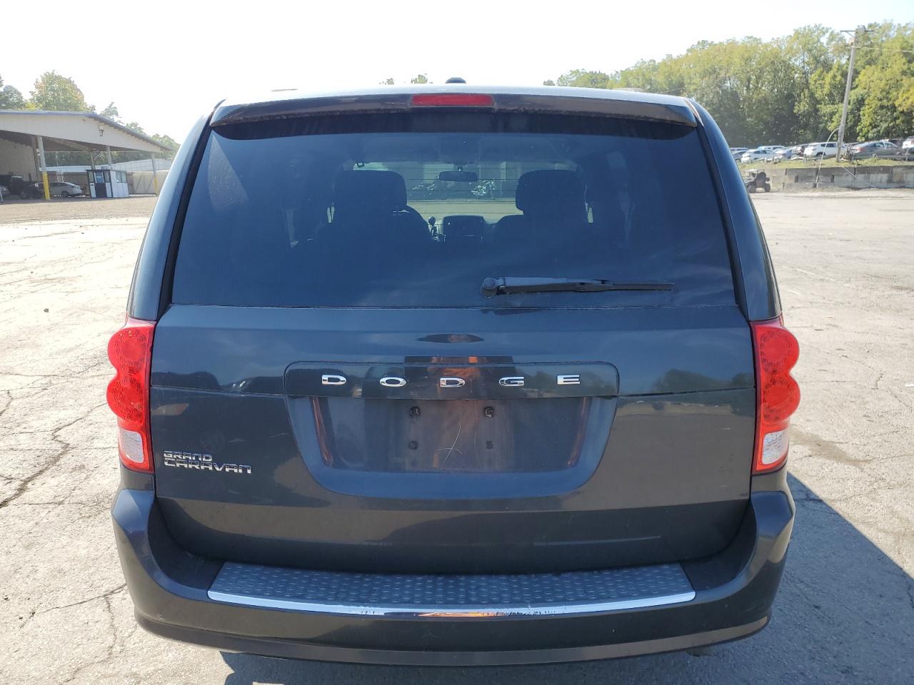 2011 DODGE GRAND CARAVAN MAINSTREET photo 6