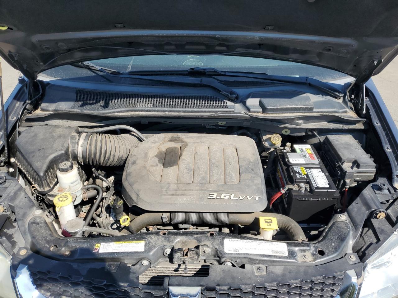 2011 DODGE GRAND CARAVAN MAINSTREET photo 12