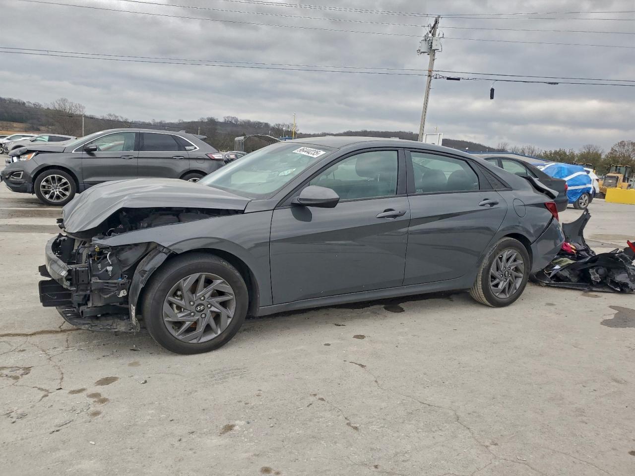 2024 HYUNDAI ELANTRA