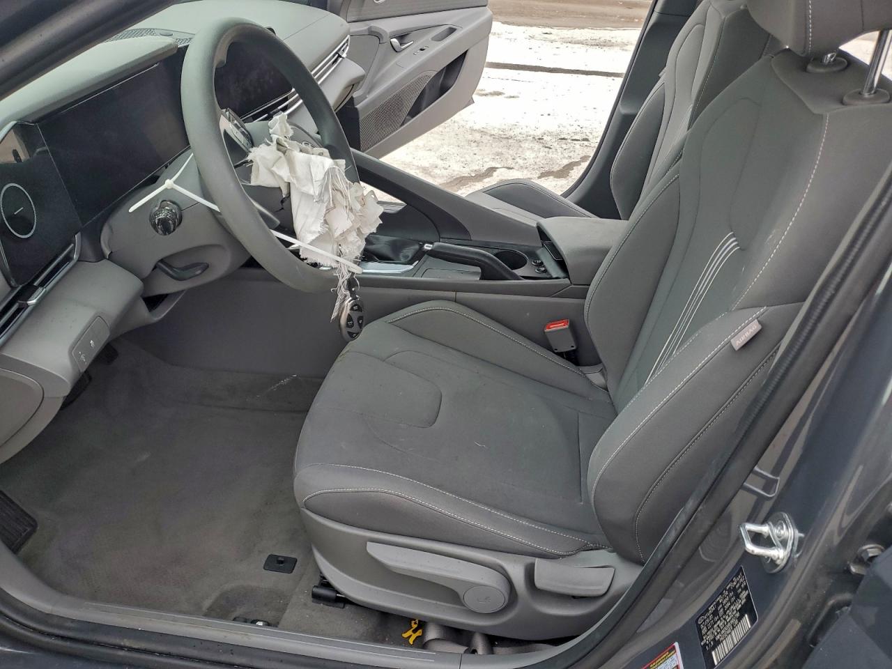 2024 HYUNDAI ELANTRA SEL photo 7