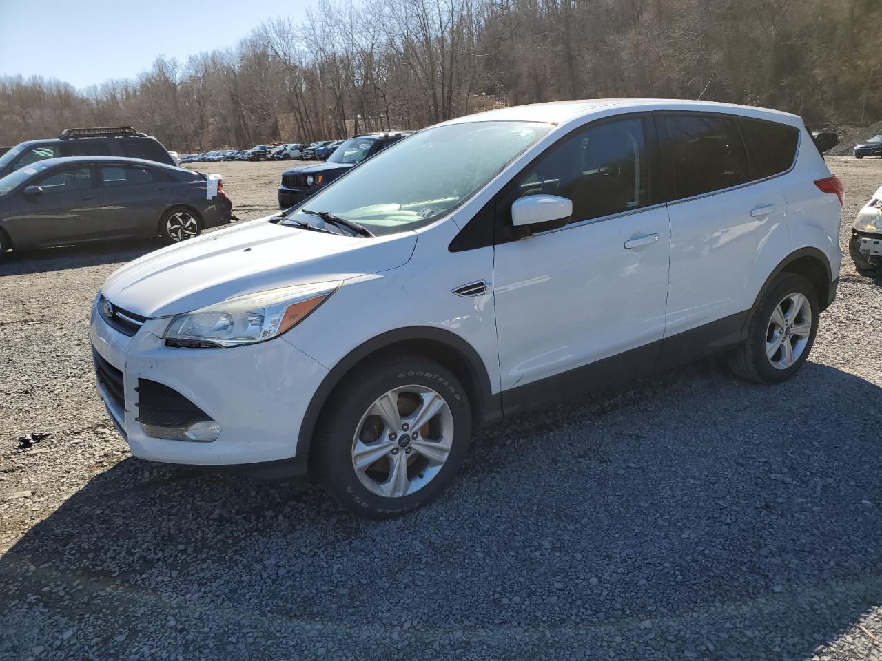 2016 FORD ESCAPE SE — NORMAL WEAR damage — photo 1