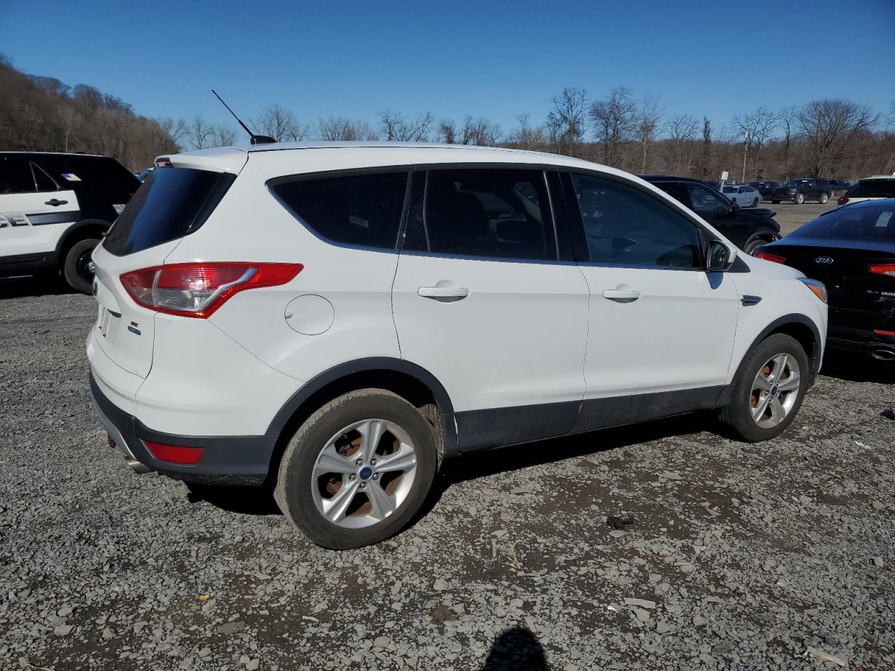 2016 FORD ESCAPE SE photo 3