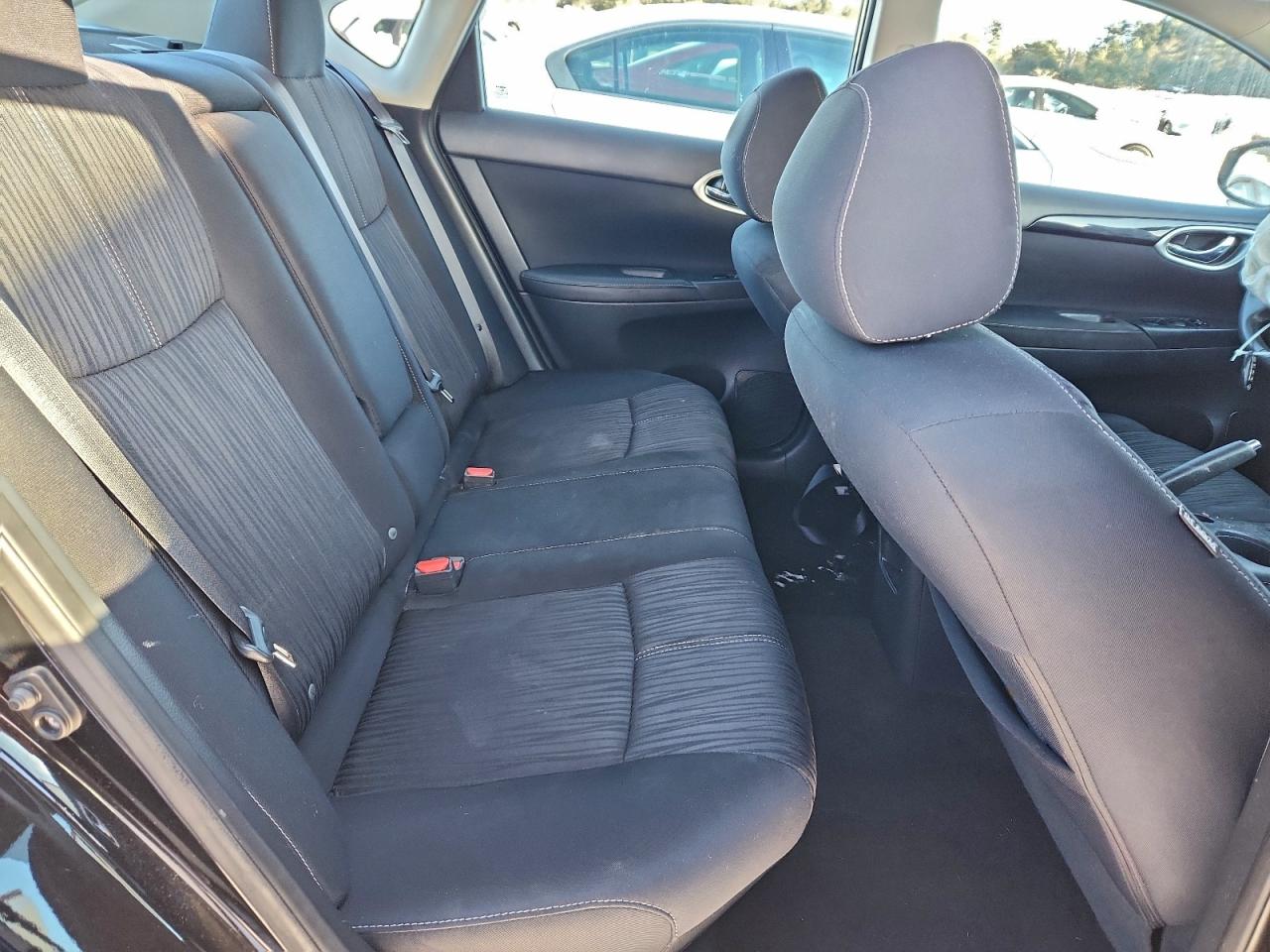 2016 NISSAN SENTRA S photo 10