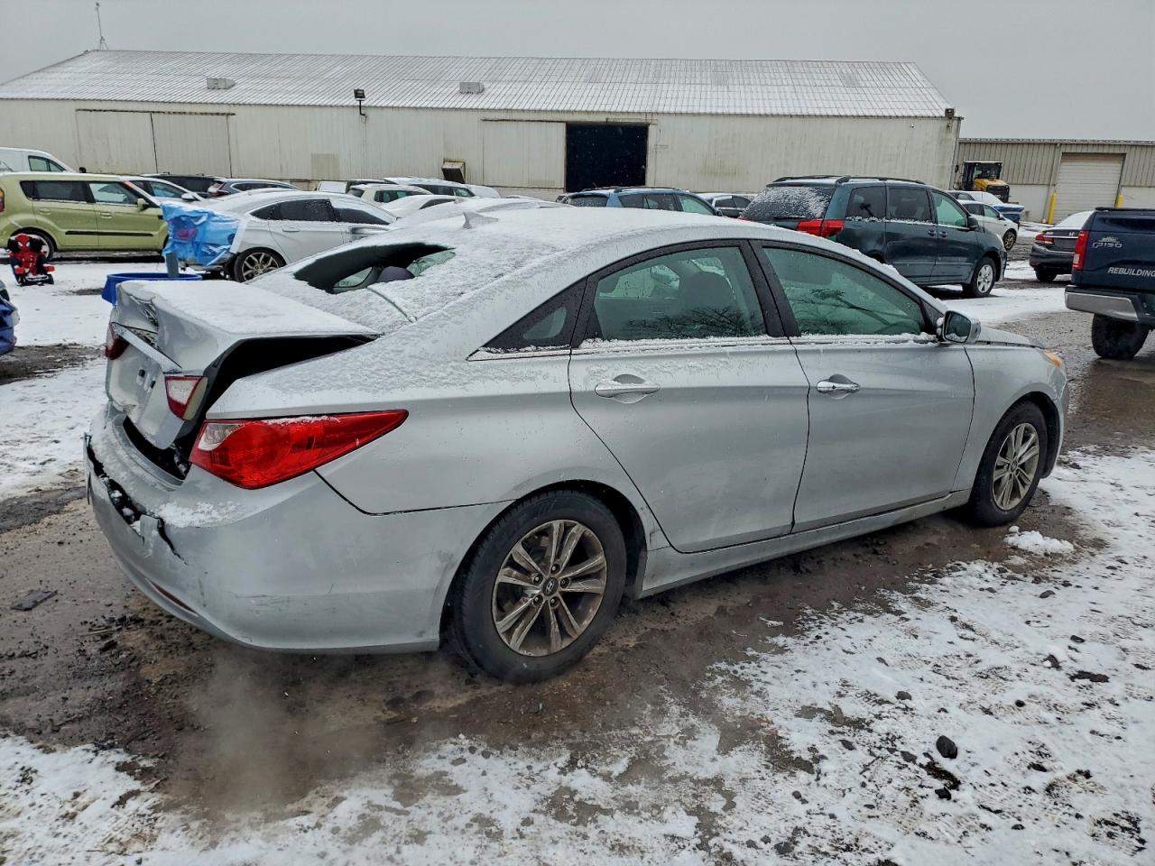 2013 HYUNDAI SONATA GLS photo 3