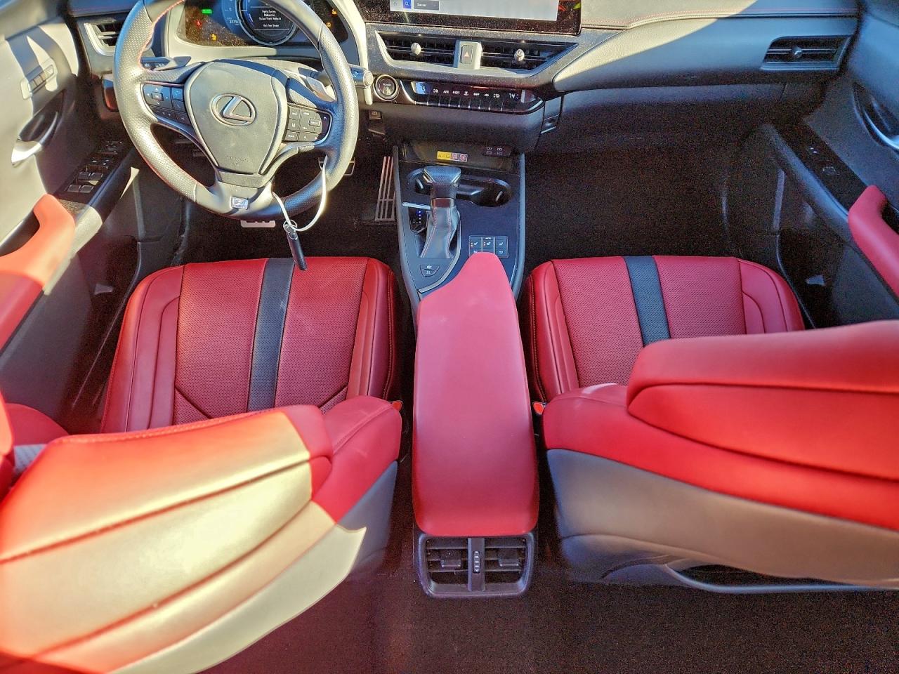 2023 LEXUS UX 250H PREMIUM photo 8