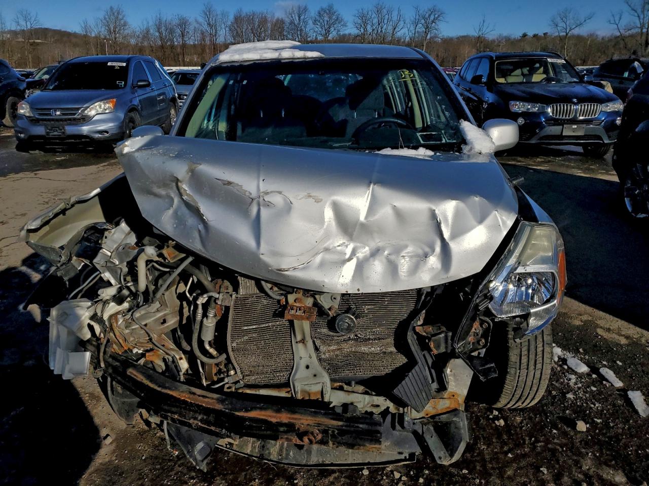 2011 NISSAN VERSA S photo 5