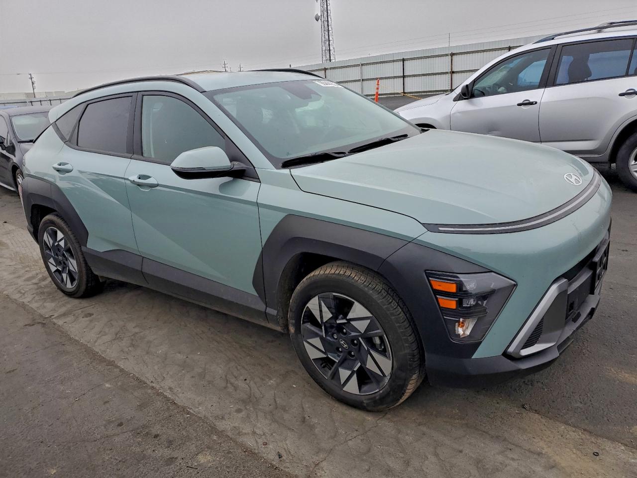2025 HYUNDAI KONA SEL photo 4