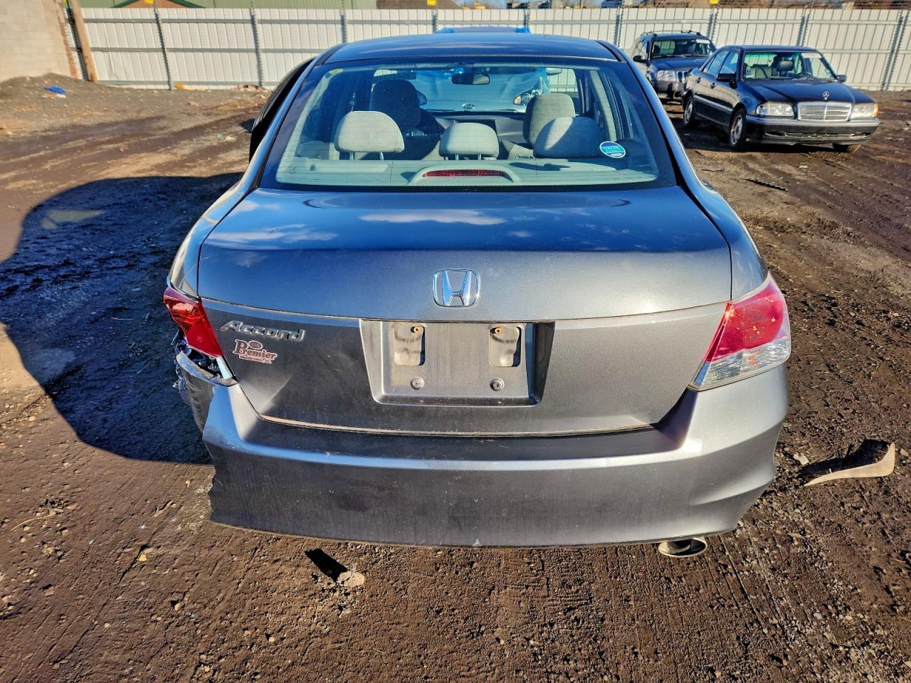 2010 HONDA ACCORD LXP photo 6