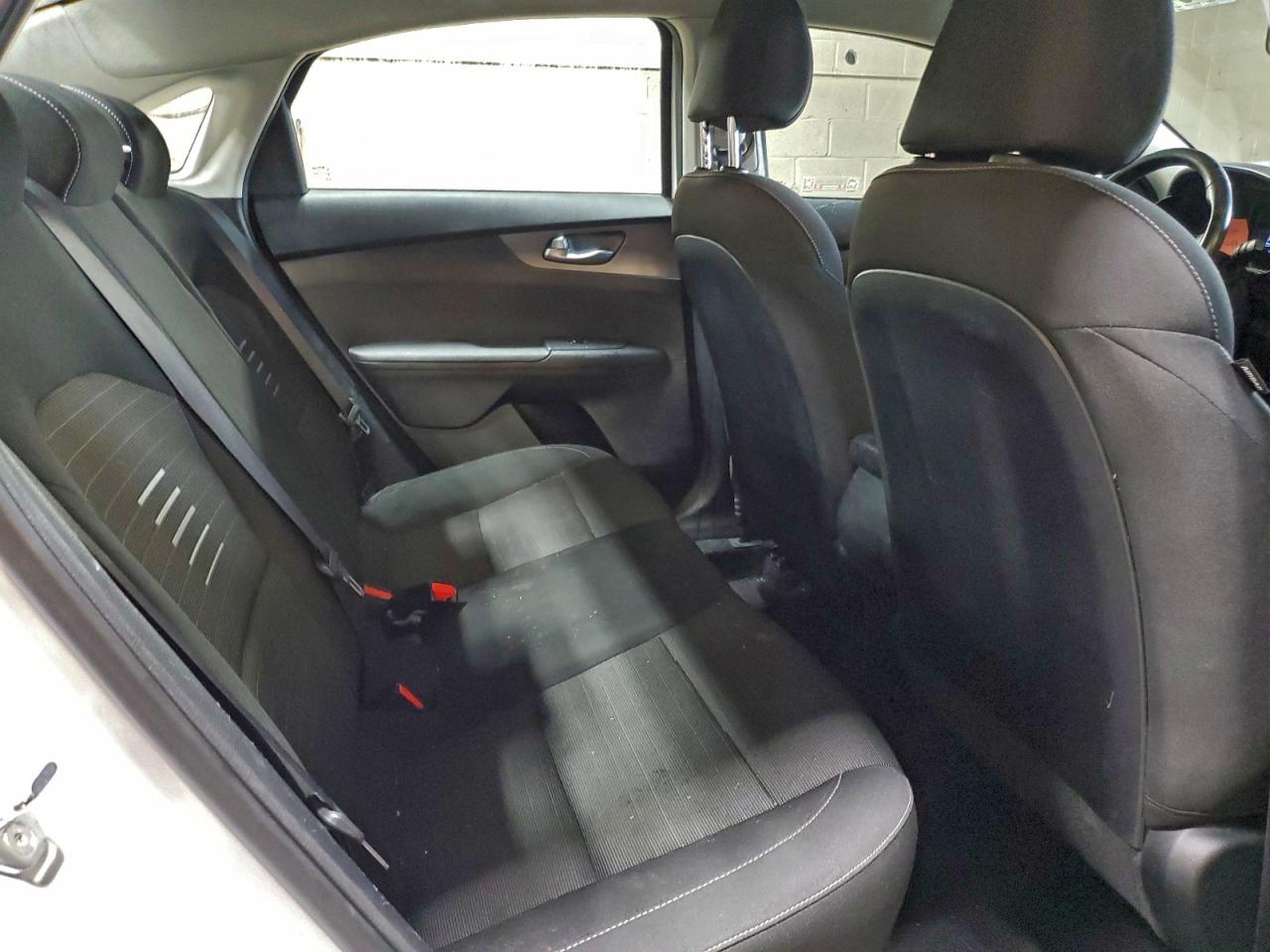 2020 KIA FORTE FE photo 10