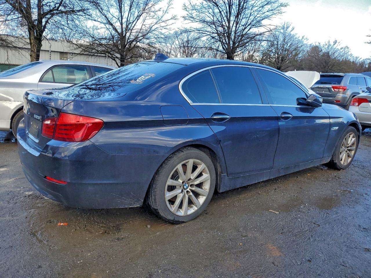 2013 BMW 528 XI photo 3