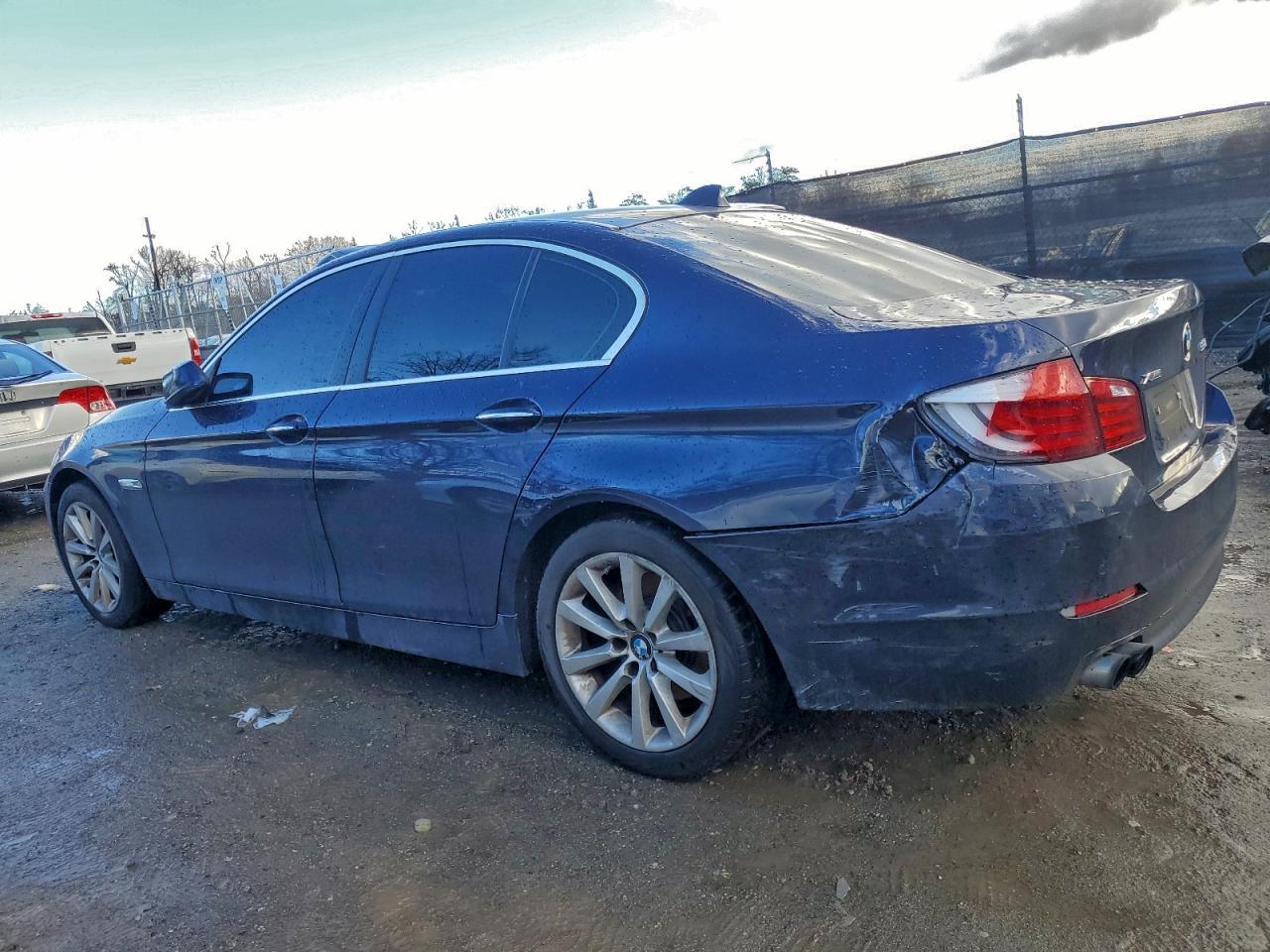 2013 BMW 528 XI photo 2