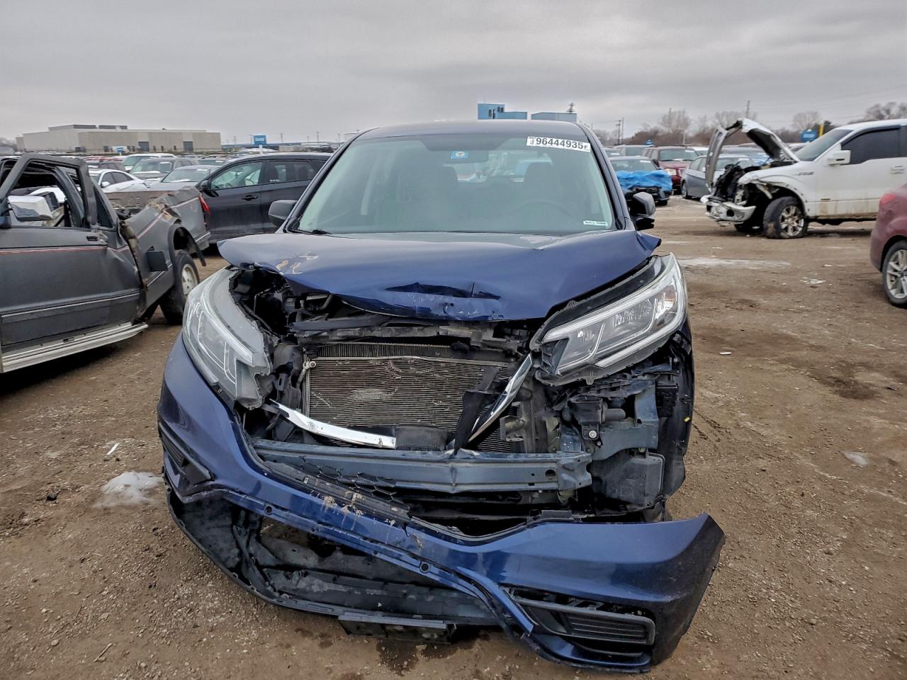 2015 HONDA CR-V LX photo 5