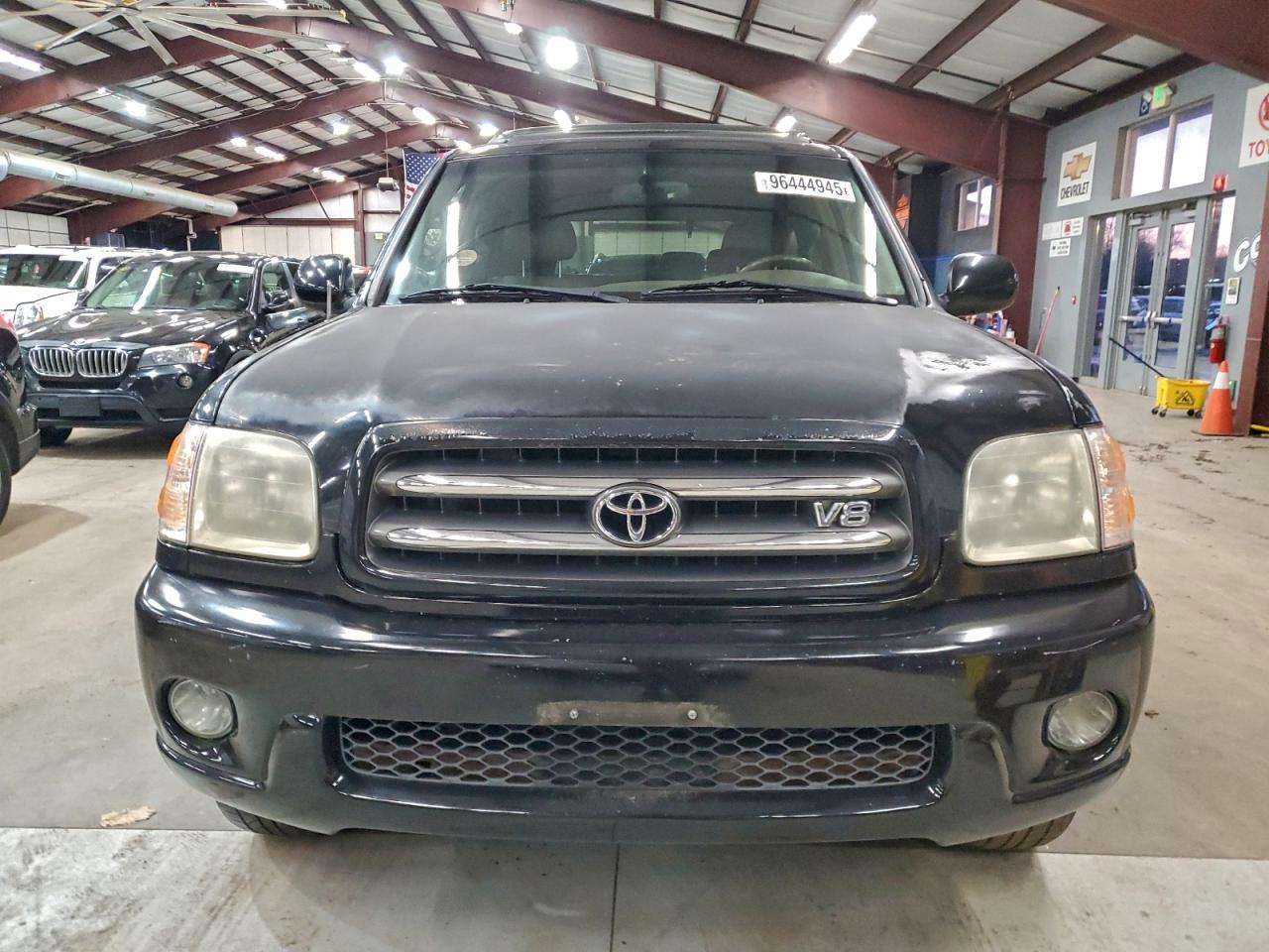 2004 TOYOTA SEQUOIA LIMITED photo 5