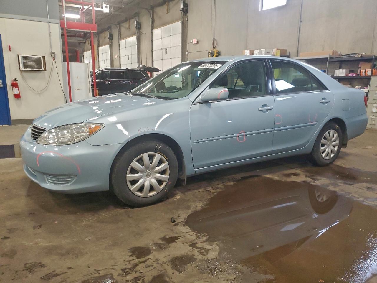 2006 TOYOTA CAMRY LE — FRONT END damage — photo 1