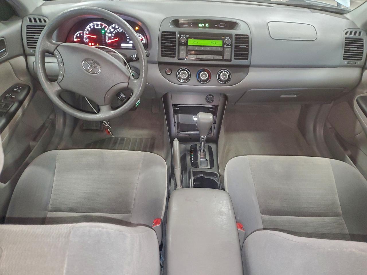 2006 TOYOTA CAMRY LE photo 8