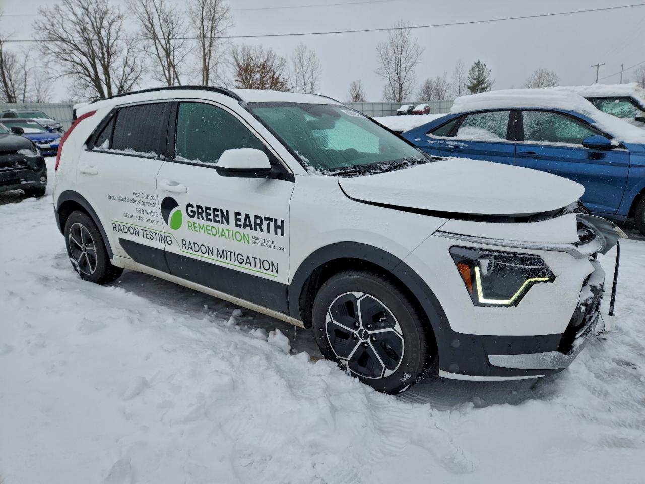 2024 KIA NIRO LX photo 4