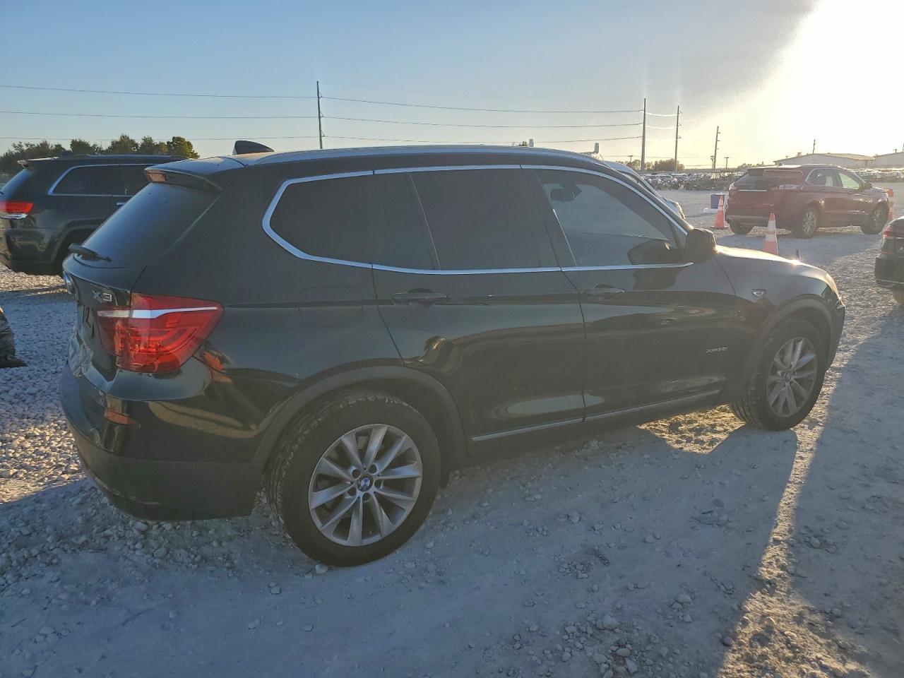 2013 BMW X3 XDRIVE28I photo 3