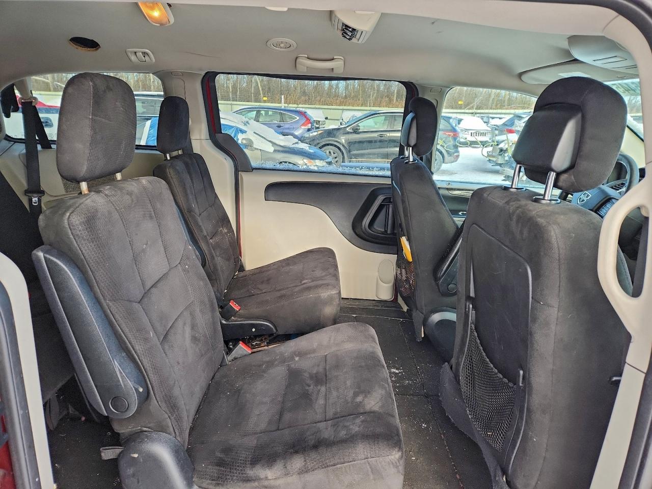 2011 DODGE GRAND CARAVAN EXPRESS photo 11