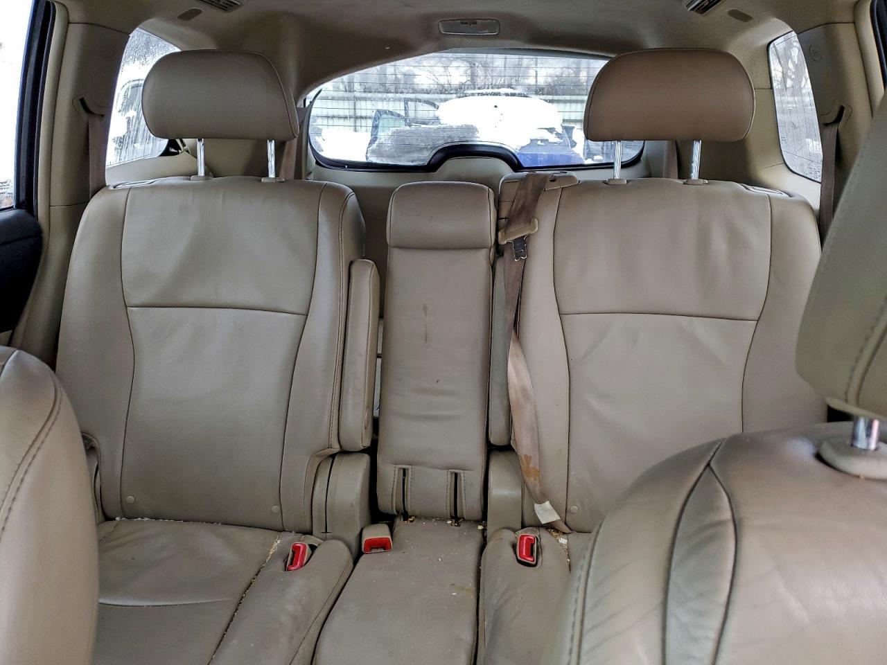 2011 TOYOTA HIGHLANDER BASE photo 10