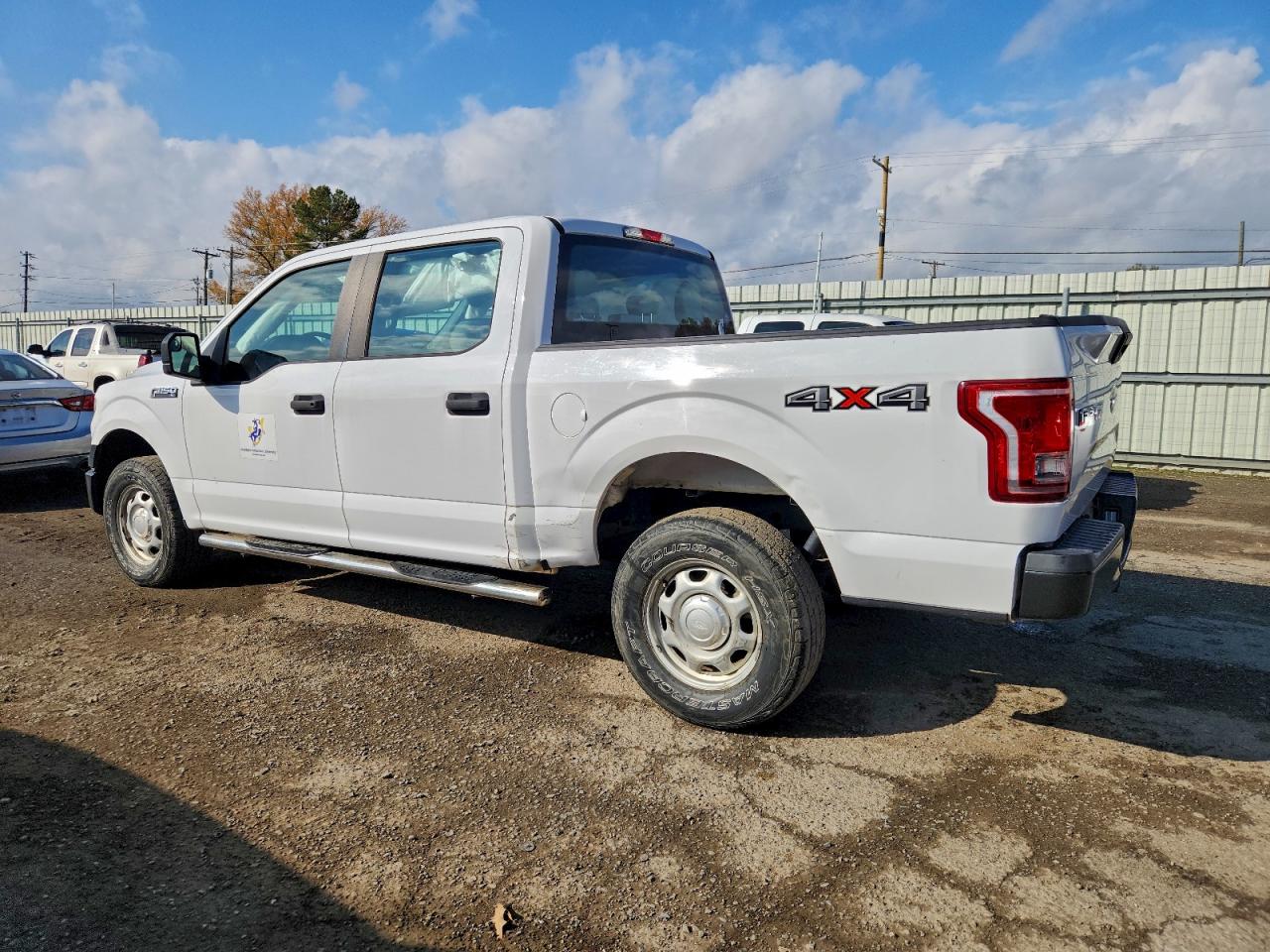 2017 FORD F150 SUPERCREW photo 2